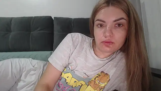 צ'אט XXX בשידור חי של Isabelitta333