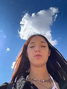 XXX chat uživo modela DollyTall