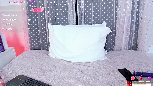 Онлайн чат XXX pinky__bunny