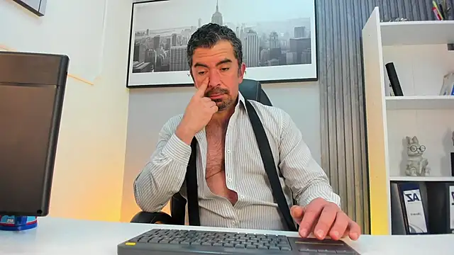 JuanKFit_45 Chat XXX in diretta