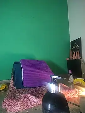 avaleri_cherry's Live XXX Chat