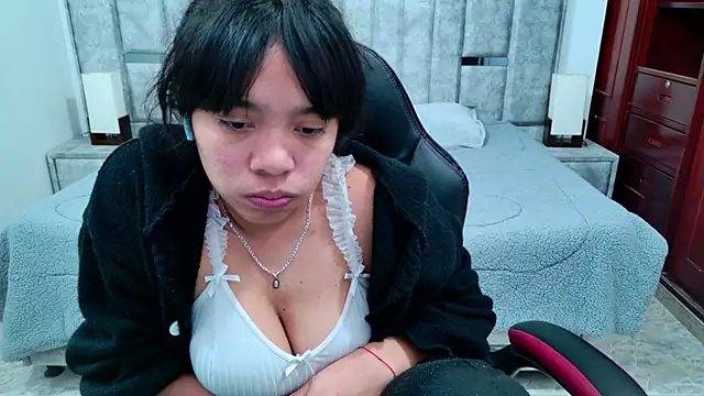 laureentt_ Live XXX-chat