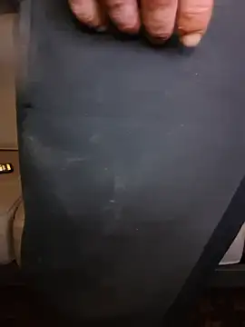 Ldnick69のライブXXXチャット