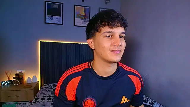 Leo_Savage_ Chat XXX in diretta