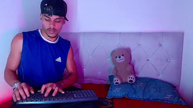 Онлайн чат XXX Angel_foxc13