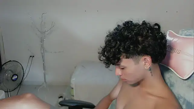 Онлайн чат XXX FUNNY_DICK_