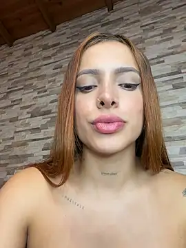 CiaraMorettii Chat XXX in diretta