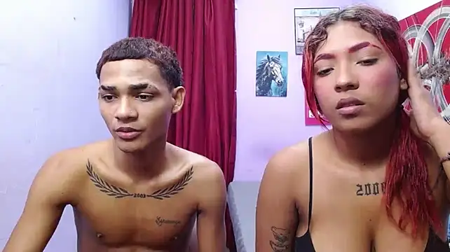 XXX chat uživo modela black_twinks