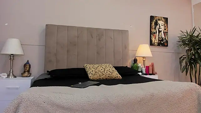 Angie_abby live XXX chat