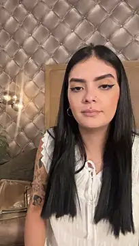 Chat XXX en directo de AliceRitter