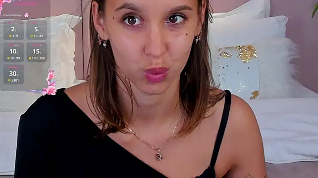 Chat +18 de SandraTucker ao vivo