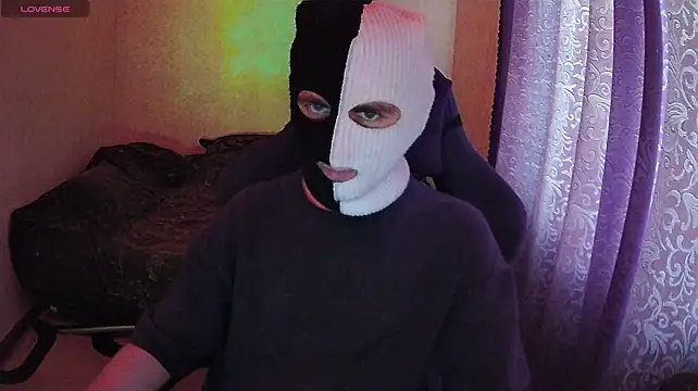ZXCENSORED- – Naživo XXX chat