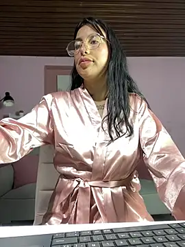 XXX chat uživo modela Tinniforwor