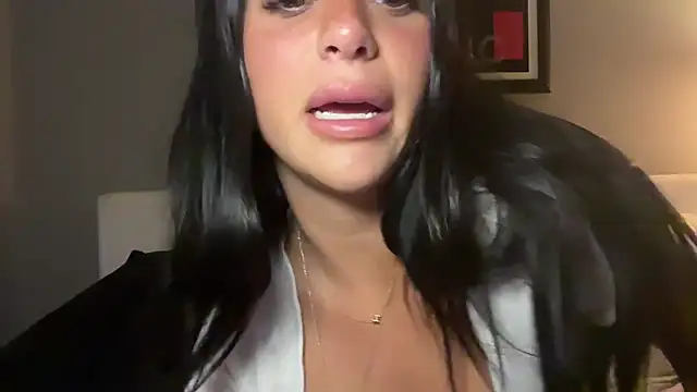 hangoutwithvanessa's Webcam Show