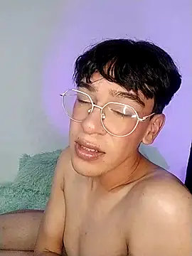 Dante_Eross' Live Chat Room
