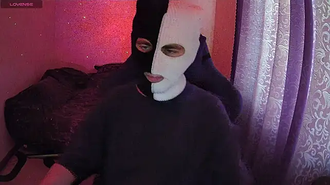 צ'אט XXX בשידור חי של ZXCENSORED-