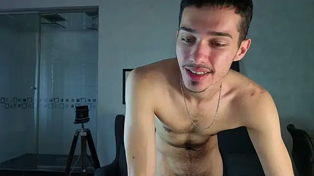 Živý XXX chat KaydenDrew