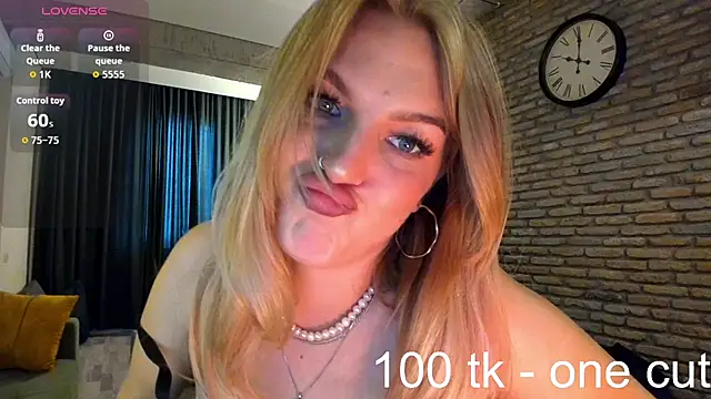 Chat +18 de fifteenpoem ao vivo