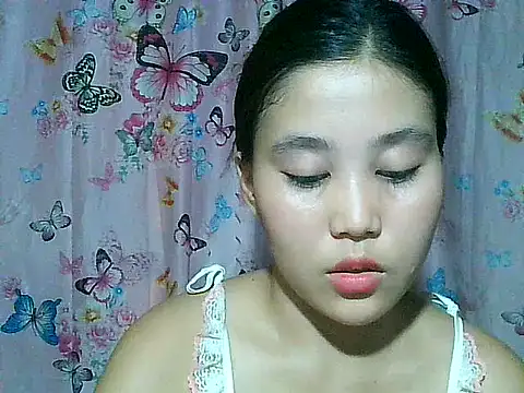 Chat XXX en directo de SexyAsianPussy4u