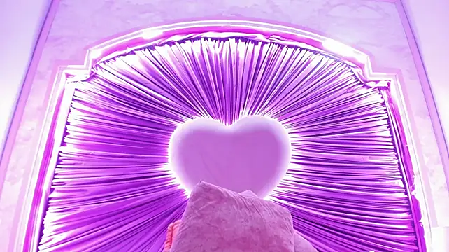 Lushi_Love 即時 XXX 聊天