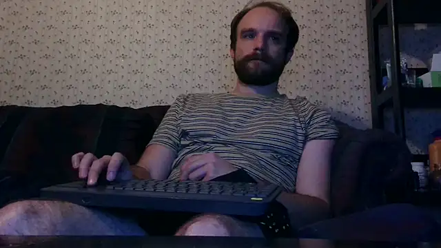 hpluvsplata Show in webcam