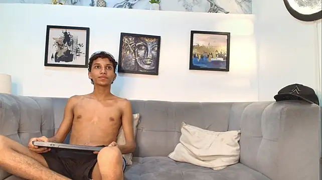 RED_ZONE_BOYS élő XXX-chatje