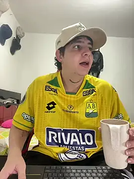Chat +18 de Fozil_Dvice ao vivo