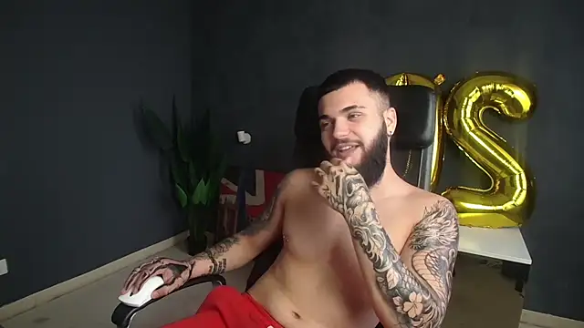 Chat +18 de OscarWillss ao vivo