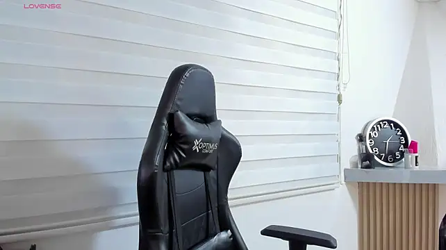 Chat +18 de Rick_Adams ao vivo