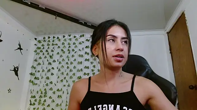 Martina1369 Live XXX Chat