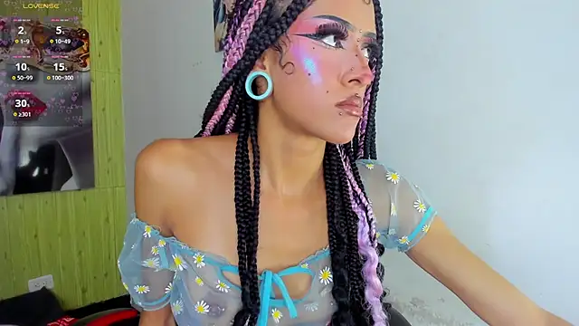 XXX chat uživo modela dolly_boob