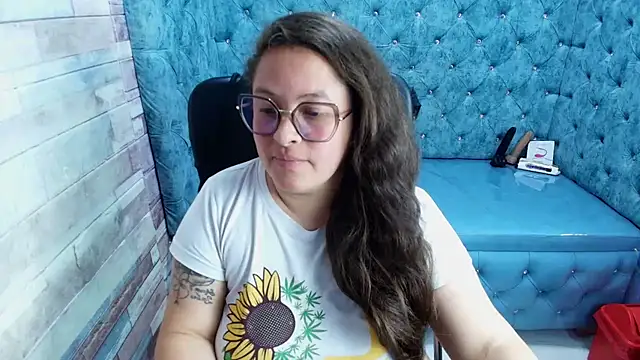 SaraThonson_ – Live XXX-chat