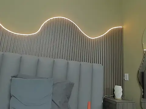 XXX chat uživo modela nikigoddes