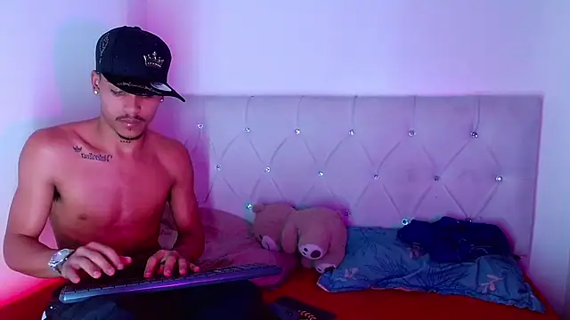 Angel_foxc13 – Naživo XXX chat