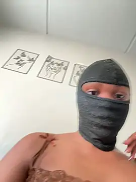 Chat XXX en directo de StupidNaturalPhatBooty_
