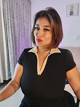 MrsFoucher Chat XXX live