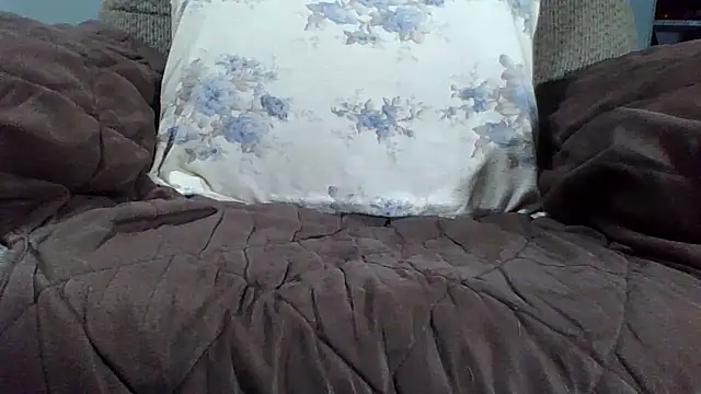 Jbsklxz67 Show in webcam
