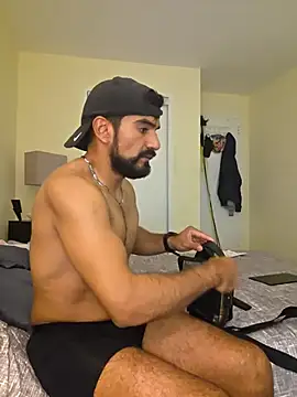piggylatino's Webcam Show