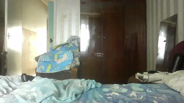 Yashax webcam show