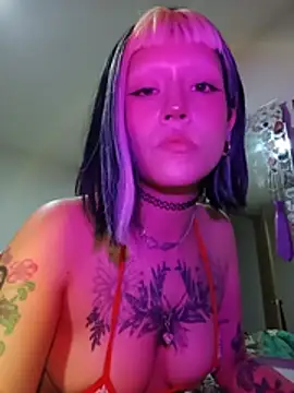 bellahaze666 Webcam-Show