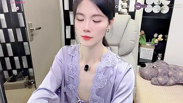 Yueyue-MM 现场XXX聊天