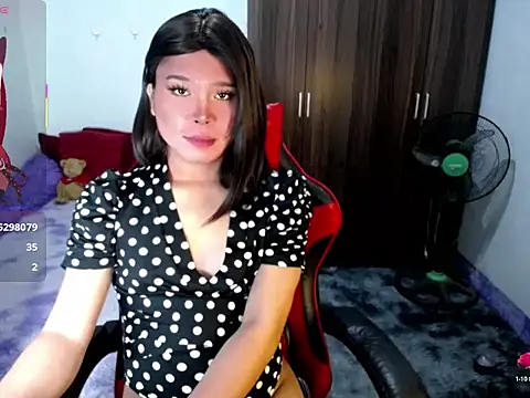 Chat +18 de sofiathe1st ao vivo