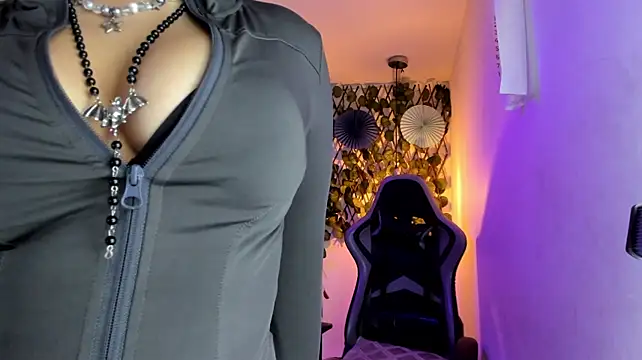 Chat XXX en directo de Kitty_Gang