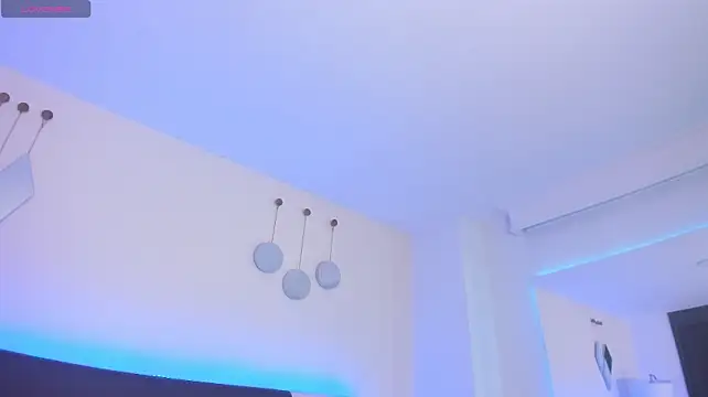 Sky_Loren Chat XXX live