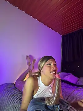 Chat XXX en directo de Andy_Blake_