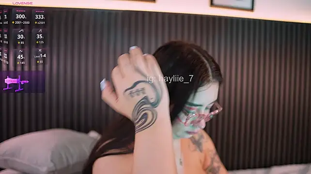haylie_ লাইভ XXX চ্যাট