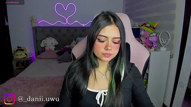 دردشة CuteDani_ الجنسية المباشرة