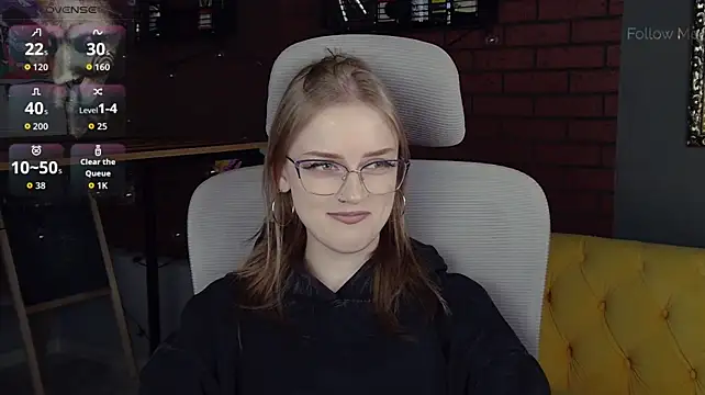 Živý XXX chat KiraMontoya