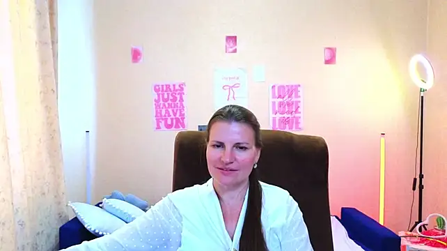 Mirabelle_Velvet's Live XXX Chat