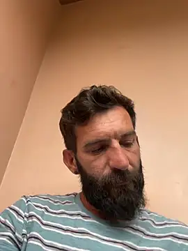 Chat +18 de Michel_huge ao vivo